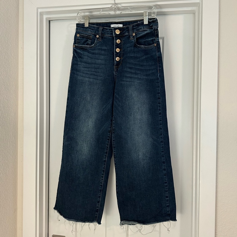 STS BLUE jeans, cropped and flared.